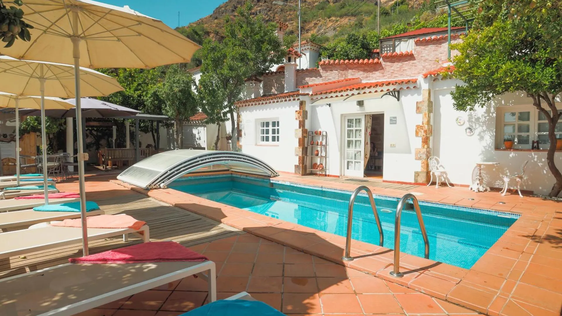 アパート ベガ・デ・サン・マテオPool House “El Estanco 14”アパートメント スペイン